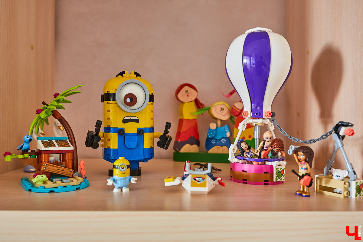 Сделать в квартире детские - задачка интересная, но непростая. Особенно, если комнаты предназначены для девочек, которые не любят розовый цвет.