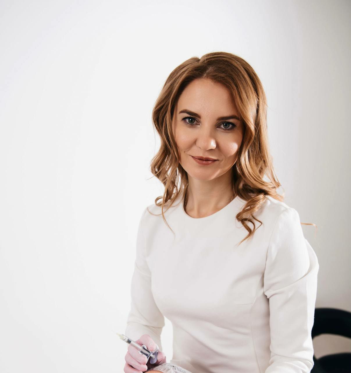 Пляжный сезон не за горами, пора готовиться! Работать над «формами» можно не только на силовых тренировках, но и с помощью специального массажа на аппарате R-Sleek. Эффект от него впечатляющий. Сейчас мы все вам расскажем.