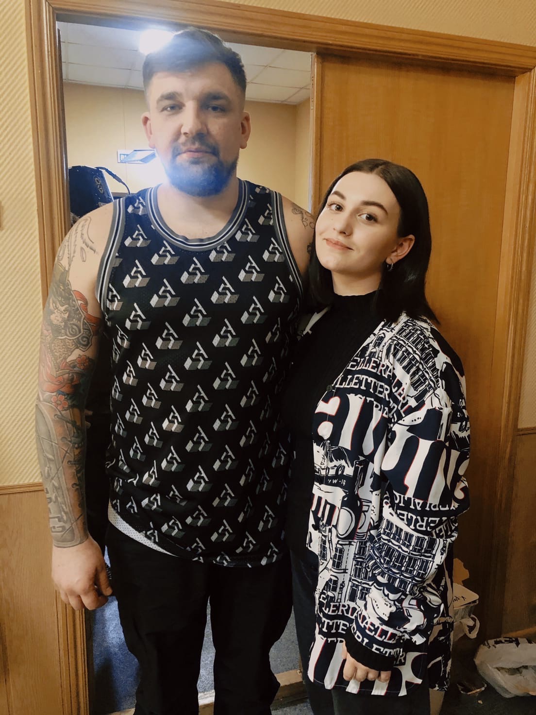 Четырнадцатилетняя владимирская вокалистка Кира Гоголадзе очаровала жюри вокального проекта не только голосом, но и осознанностью. Знакомимся с участницей шоу, попавшей в команду Басты.