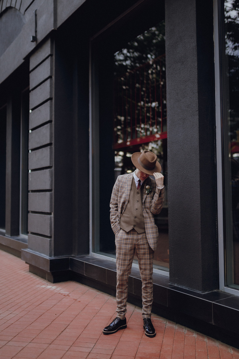 Свадьбы сегодня совершенно не похожи на то, что можно увидеть на фото с конца 90-х. Что же конкретно изменилось в этой сфере за последние 20 лет?