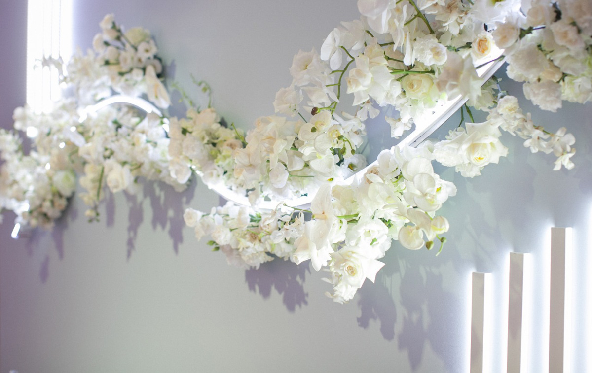 Свадьбы сегодня совершенно не похожи на то, что можно увидеть на фото с конца 90-х. Что же конкретно изменилось в этой сфере за последние 20 лет?