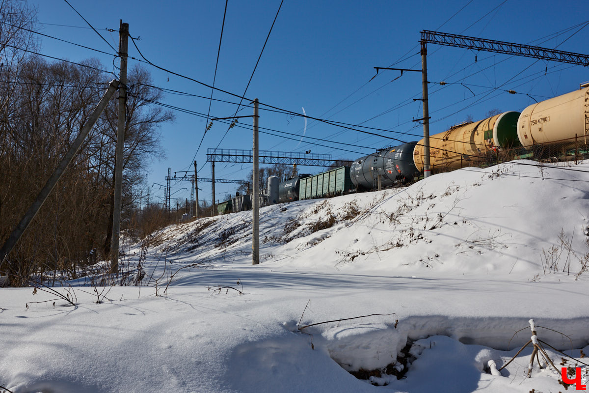 Окрест бывшей Грабиловки: прибрежные заросли бывших огородов, коммуна кришнаитов в доме Мочалиной и закопанный клад. Какие еще тайны помнит Николо-Галейская улица?