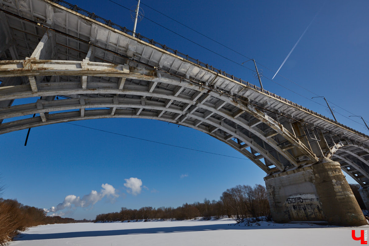 Окрест бывшей Грабиловки: прибрежные заросли бывших огородов, коммуна кришнаитов в доме Мочалиной и закопанный клад. Какие еще тайны помнит Николо-Галейская улица?