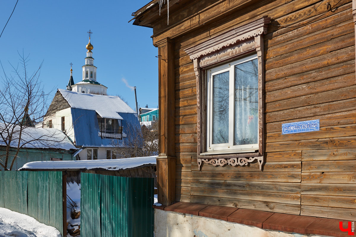 Окрест бывшей Грабиловки: прибрежные заросли бывших огородов, коммуна кришнаитов в доме Мочалиной и закопанный клад. Какие еще тайны помнит Николо-Галейская улица?