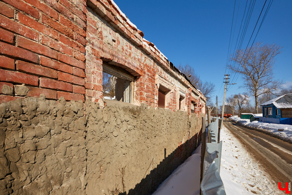 Окрест бывшей Грабиловки: прибрежные заросли бывших огородов, коммуна кришнаитов в доме Мочалиной и закопанный клад. Какие еще тайны помнит Николо-Галейская улица?