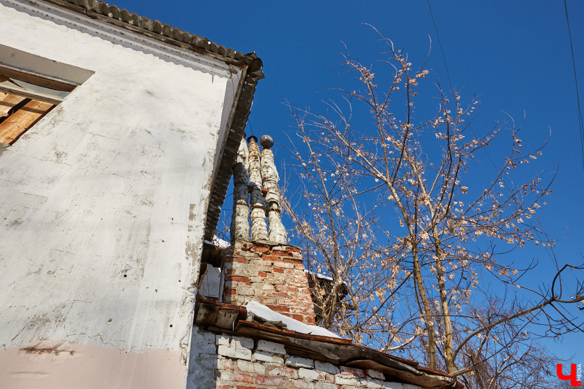 Окрест бывшей Грабиловки: прибрежные заросли бывших огородов, коммуна кришнаитов в доме Мочалиной и закопанный клад. Какие еще тайны помнит Николо-Галейская улица?