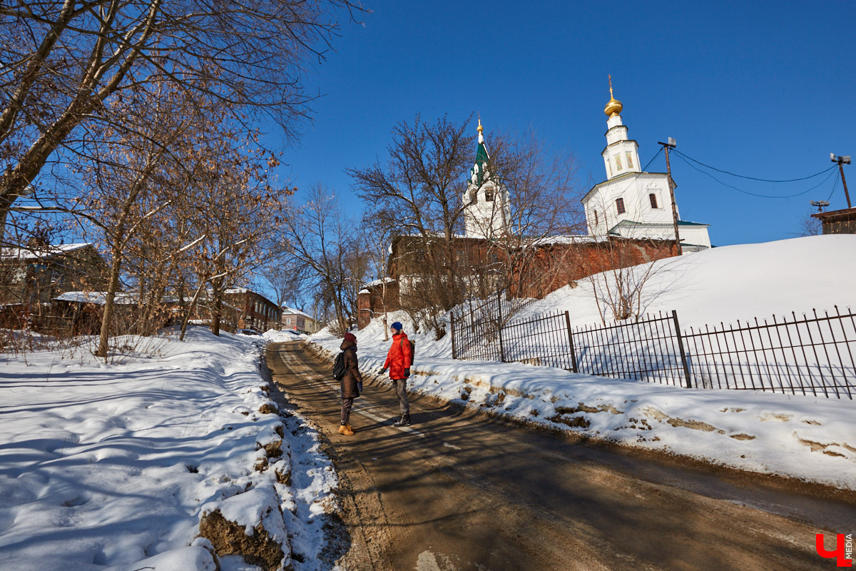 Окрест бывшей Грабиловки: прибрежные заросли бывших огородов, коммуна кришнаитов в доме Мочалиной и закопанный клад. Какие еще тайны помнит Николо-Галейская улица?