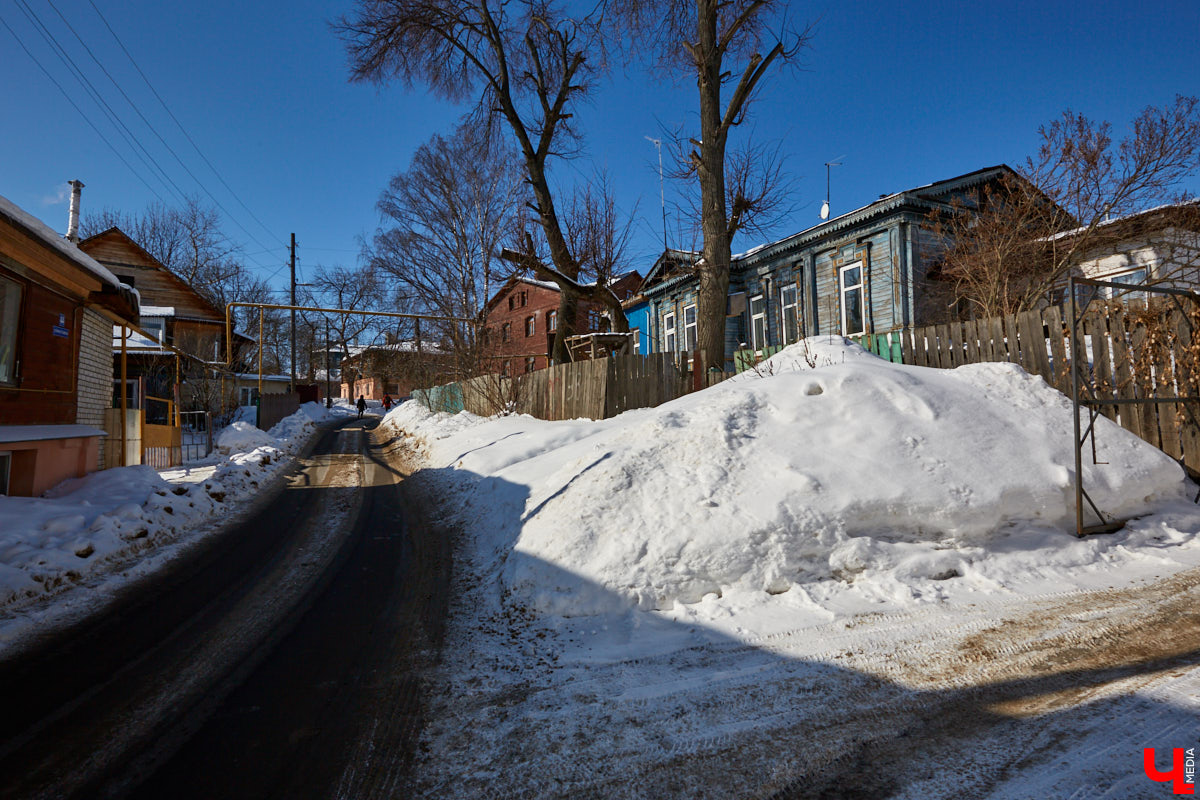 Окрест бывшей Грабиловки: прибрежные заросли бывших огородов, коммуна кришнаитов в доме Мочалиной и закопанный клад. Какие еще тайны помнит Николо-Галейская улица?