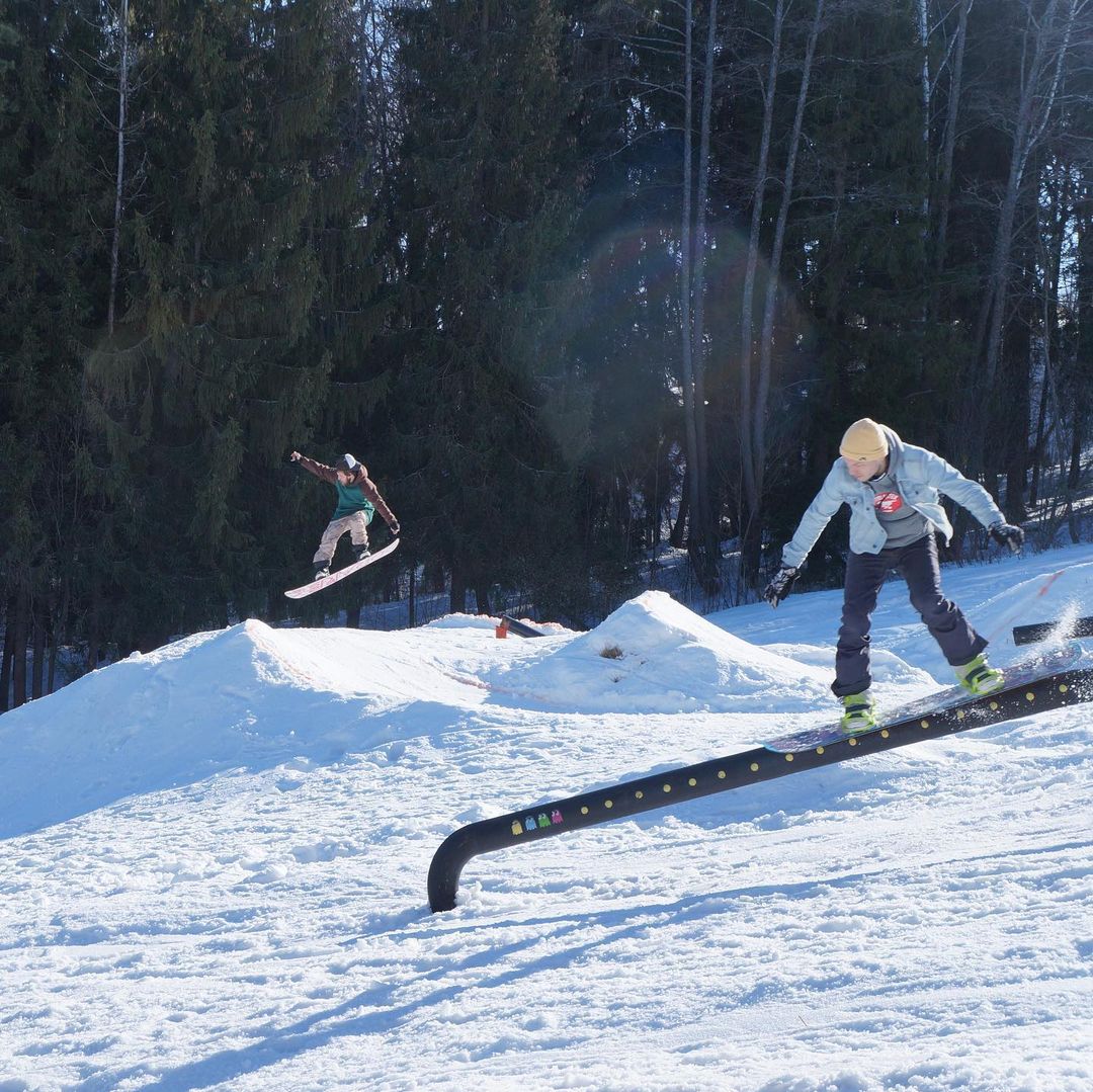 Джиббинг на сноуборде, туса барабанщиков и гадание по камасутре: как говорится, не зовите меня, если ваши выходные не похожи на уикенд владимирцев.