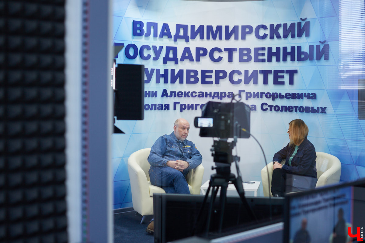 Ведущий проекта «Утилизаторы» Юрий Сидоренко с 23 по 24 марта гостит во Владимире. Зачем знаменитый автомеханик приехал в наш город и как здесь проводит время? Обо всем его расспросили.