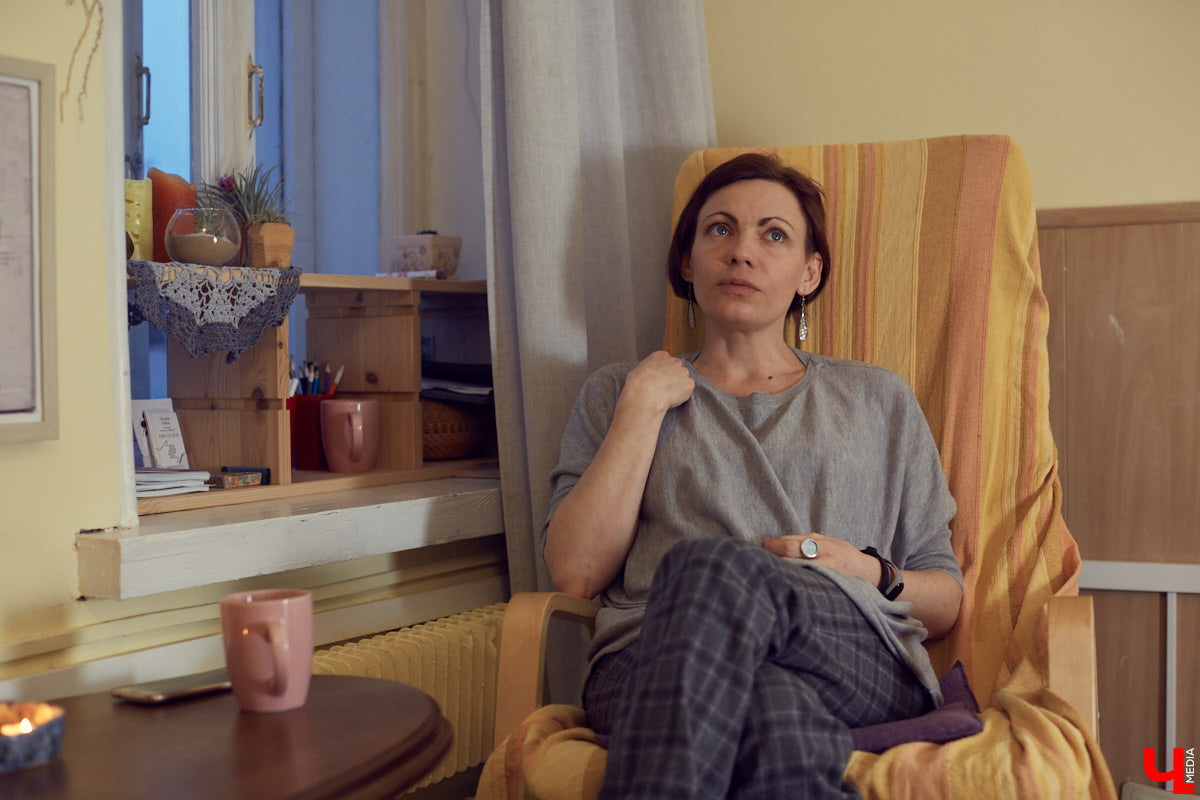 Вместе с гештальт-терапевтом попытались разобраться, в чем состоит суть адекватного феминизма, а где — явные «перегибы».