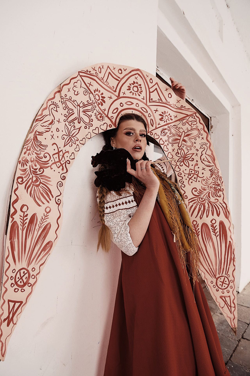 Весенний стиль по-суздальски. Собираем образ русской Масленицы с фэшн-фотографом Максом Сухаревским.