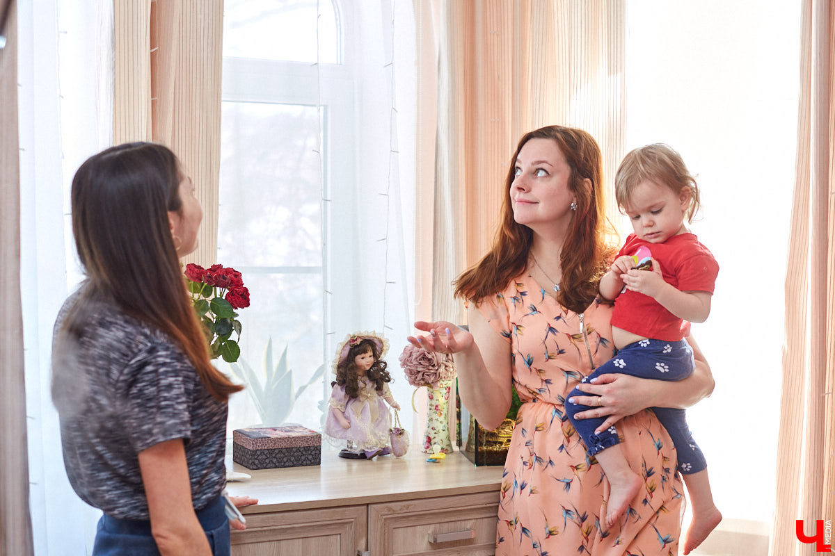 Сегодня мы расскажем вам об очередной владимирской «сталинке», которая стала «домом мечты» для Екатерины и Дмитрия Глазковых.