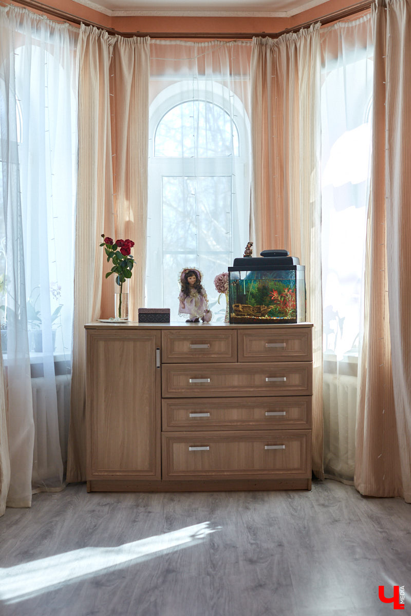 Сегодня мы расскажем вам об очередной владимирской «сталинке», которая стала «домом мечты» для Екатерины и Дмитрия Глазковых.