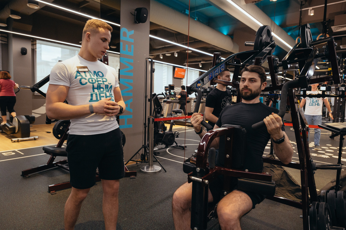 На днях во Владимире прошел «Атмосферный день», посвященный долголетию. Его эксперты рассказали участникам о силе биохакинга, превентивной медицины, правильного питания и даже дыхания во время тренировок.