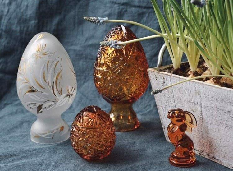 Гусевской завод имени Мальцова выпустил серию ваз «Времена года», необычный дизайн которых разработала художница и архитектор Ольга Трейвас.