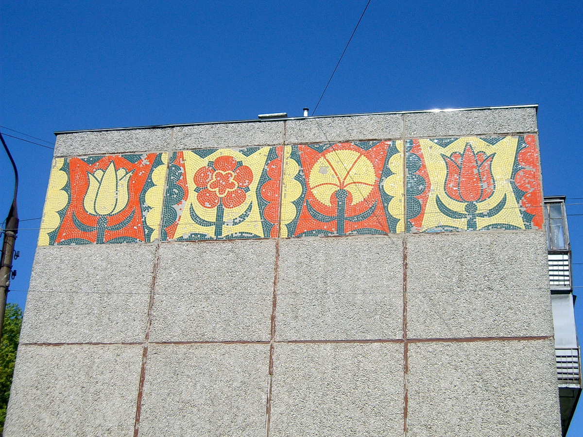 Изучаем историю города с новой картой от урбанистов «Владимир Будущего». Мозаики для ваших ню-фотосессий внутри!