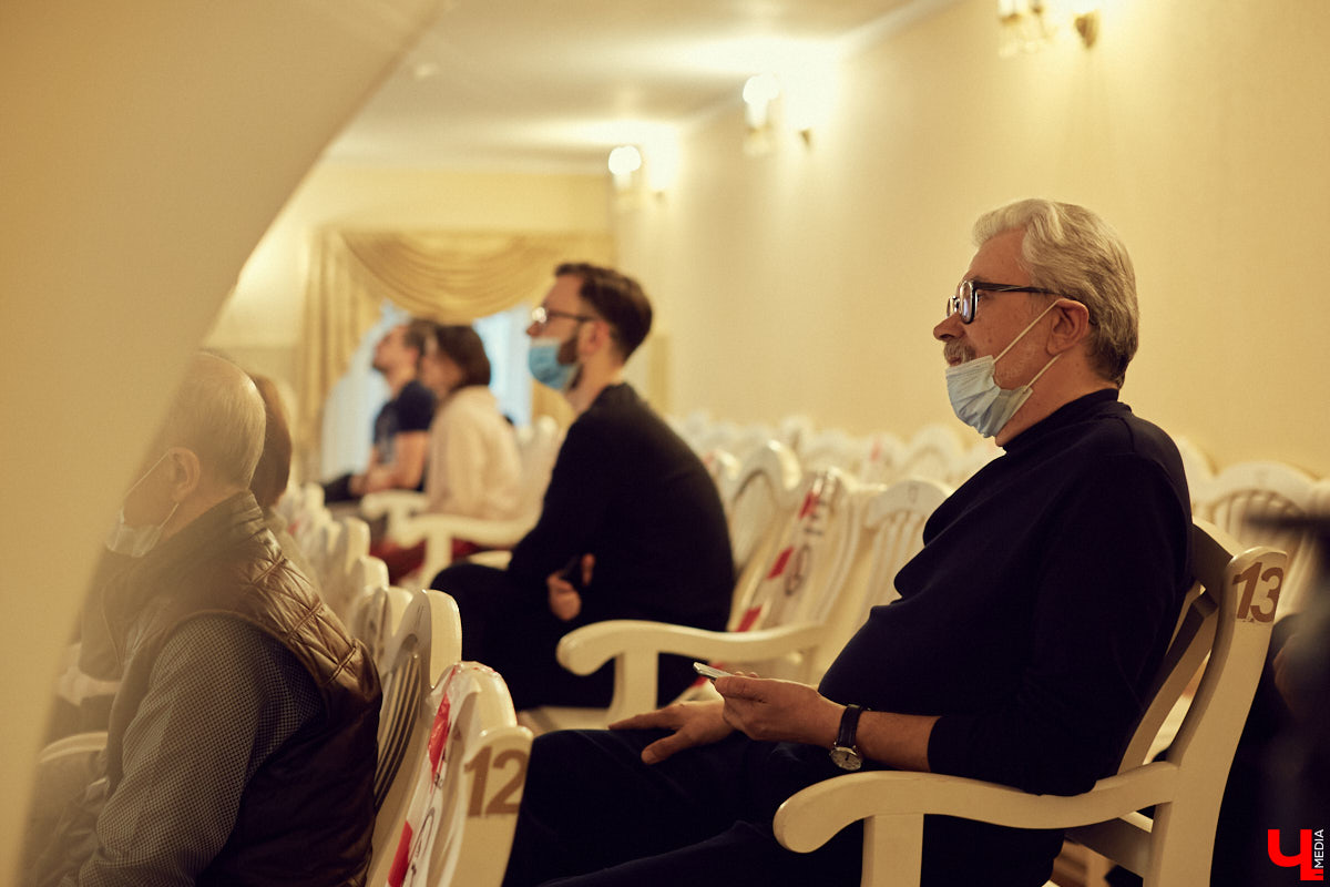 Писатель Алексей Иванов презентовал во Владимире свою книгу «Тени тевтонов» и поделился деталями новой нон-фикшн истории с сюжетами о судоходстве по Клязьме.