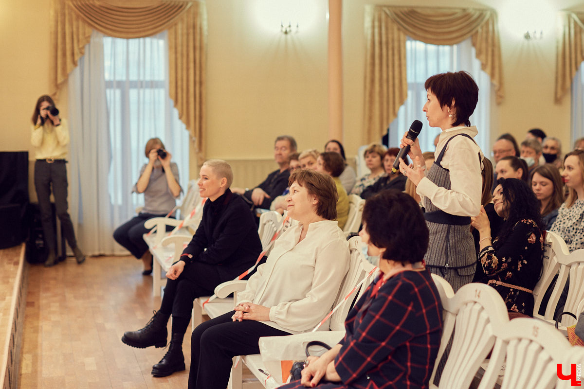 Писатель Алексей Иванов презентовал во Владимире свою книгу «Тени тевтонов» и поделился деталями новой нон-фикшн истории с сюжетами о судоходстве по Клязьме.