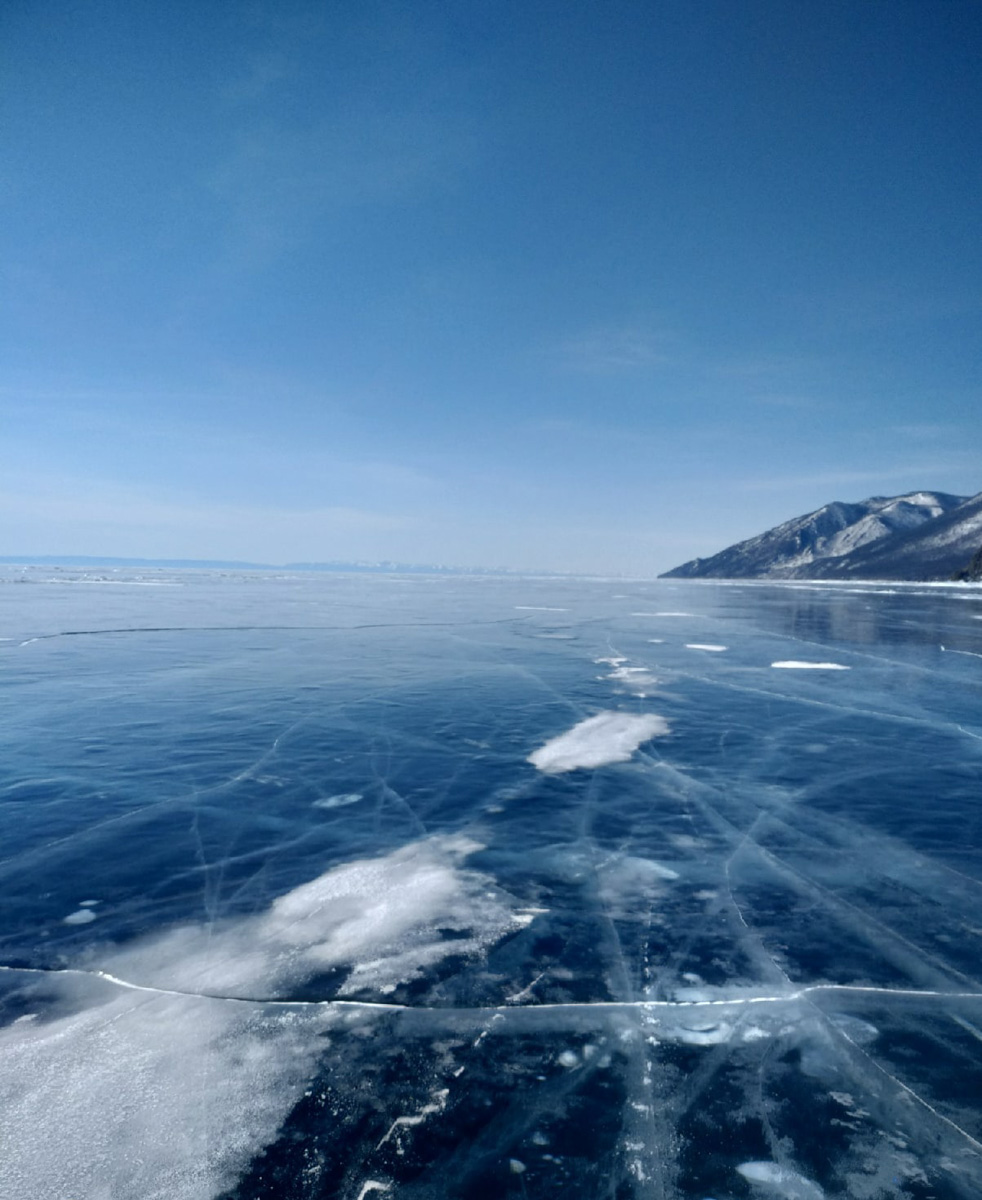 Смастерить коньки и исполнить давнюю мечту. Виталий Кепин рассказывает истории о сложном Байкале, по которому проехал 250 километров.