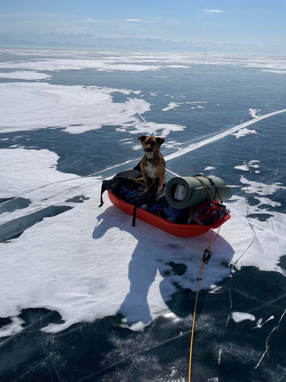 Смастерить коньки и исполнить давнюю мечту. Виталий Кепин рассказывает истории о сложном Байкале, по которому проехал 250 километров.