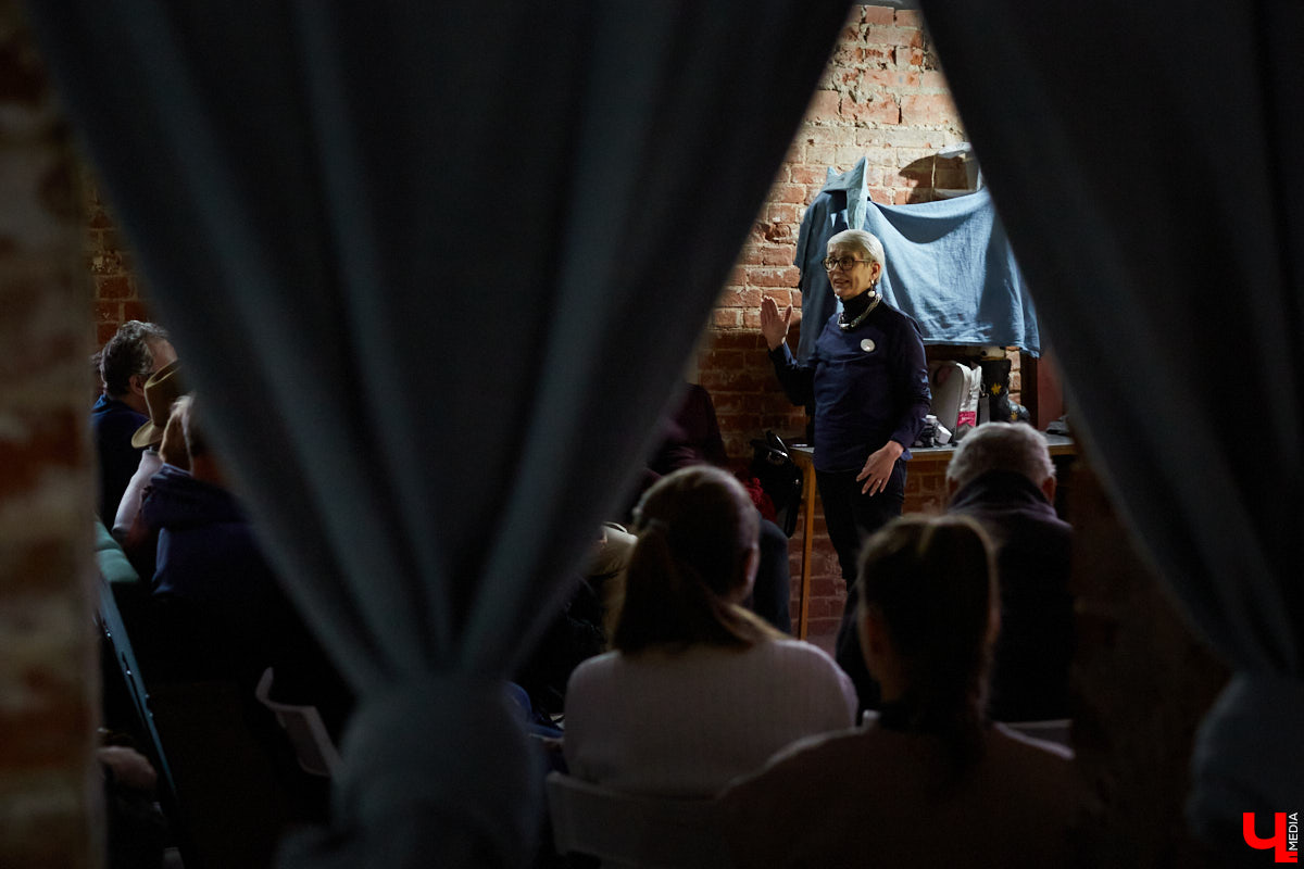 Во Владимире прошла встреча с Натальей Ударцевой. Эксперт рассказала о тенденциях современной фотографии и возможности побороться за победу на Всероссийском конкурсе «Молодые фотографы России».