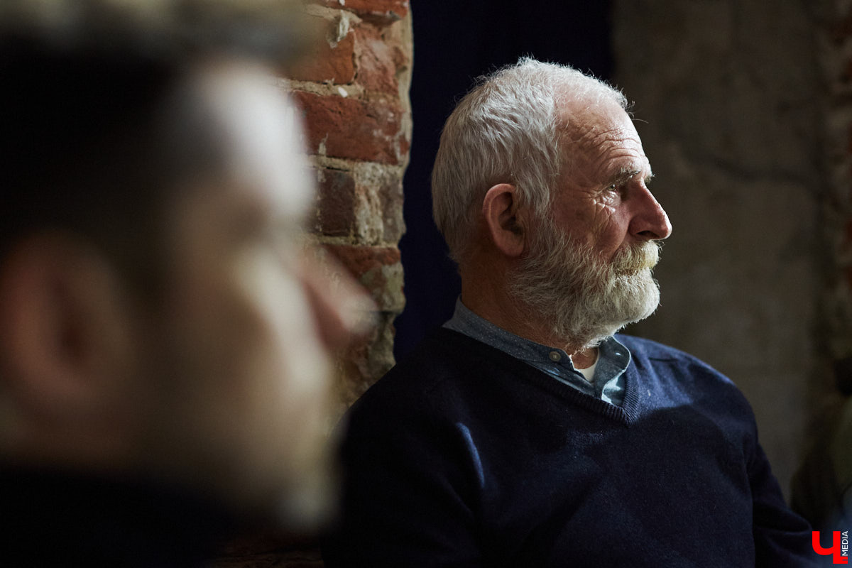 Во Владимире прошла встреча с Натальей Ударцевой. Эксперт рассказала о тенденциях современной фотографии и возможности побороться за победу на Всероссийском конкурсе «Молодые фотографы России».