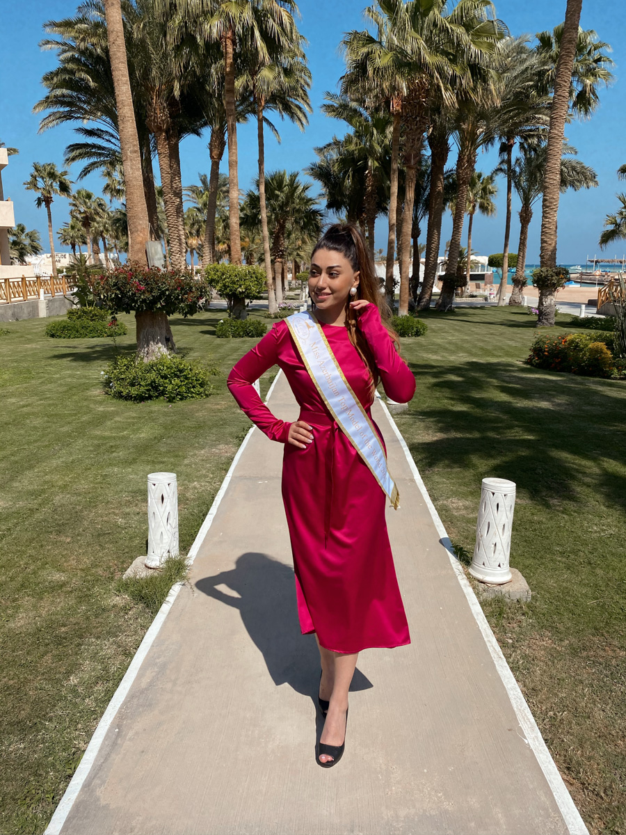 Прожгла утюгом платье на финал, но всё равно вошла в число лучших на конкурсе Miss Top Model of the World. Гюлю Захидли из Владимира о том, как принимала участие на мировом «бьюти-соревновании».