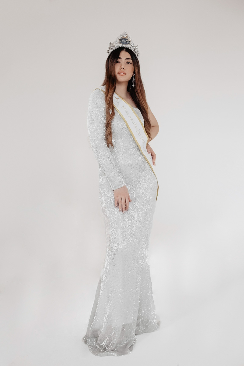 Прожгла утюгом платье на финал, но всё равно вошла в число лучших на конкурсе Miss Top Model of the World. Гюлю Захидли из Владимира о том, как принимала участие на мировом «бьюти-соревновании».