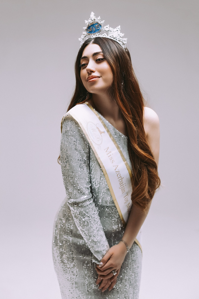 Прожгла утюгом платье на финал, но всё равно вошла в число лучших на конкурсе Miss Top Model of the World. Гюлю Захидли из Владимира о том, как принимала участие на мировом «бьюти-соревновании».
