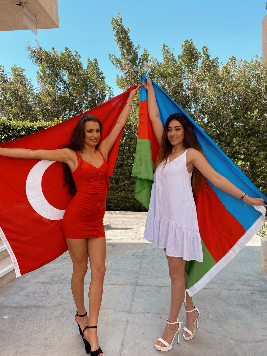 Прожгла утюгом платье на финал, но всё равно вошла в число лучших на конкурсе Miss Top Model of the World. Гюлю Захидли из Владимира о том, как принимала участие на мировом «бьюти-соревновании».