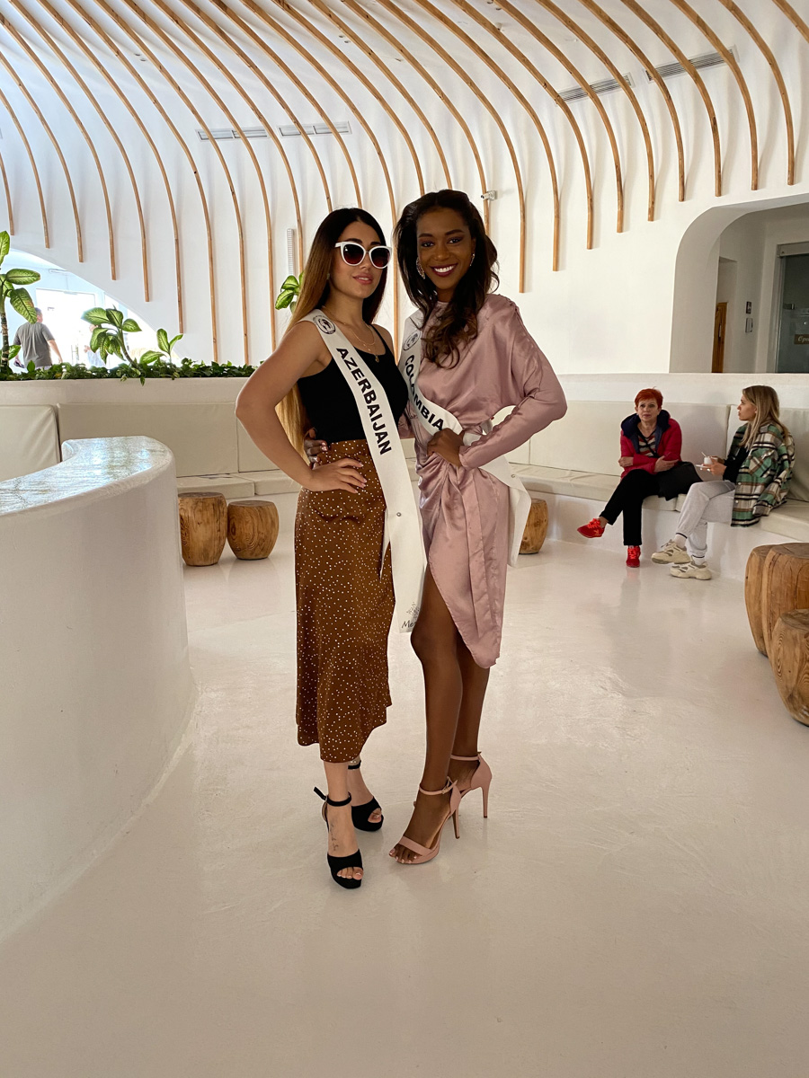 Прожгла утюгом платье на финал, но всё равно вошла в число лучших на конкурсе Miss Top Model of the World. Гюлю Захидли из Владимира о том, как принимала участие на мировом «бьюти-соревновании».