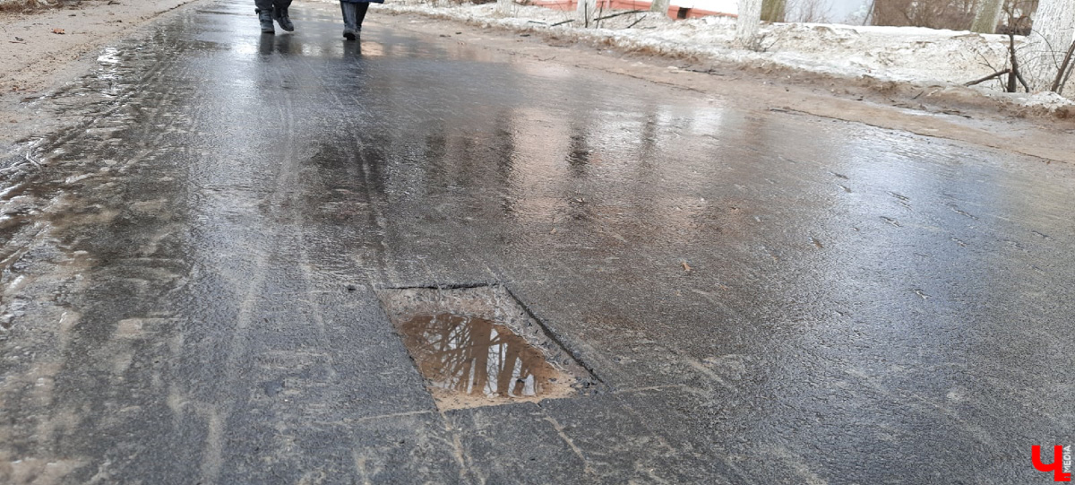 Дороги чинят ежегодно. А «приживается» ли асфальт? Оценили улицы, которые обновляли в 2020-м.