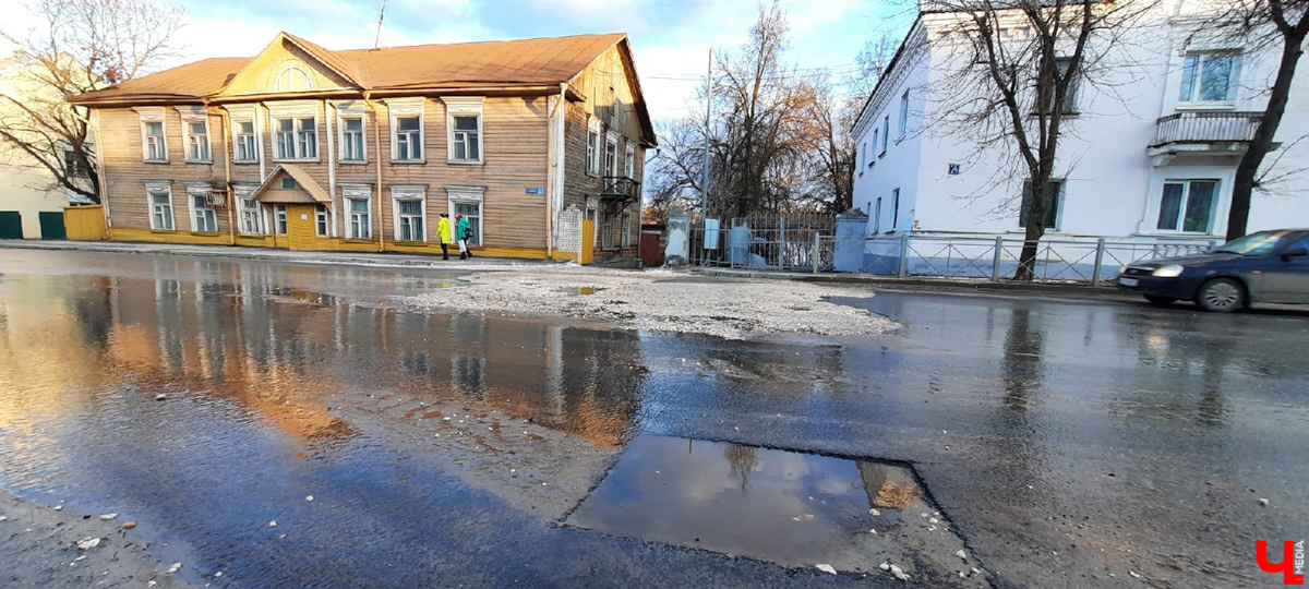 Дороги чинят ежегодно. А «приживается» ли асфальт? Оценили улицы, которые обновляли в 2020-м.