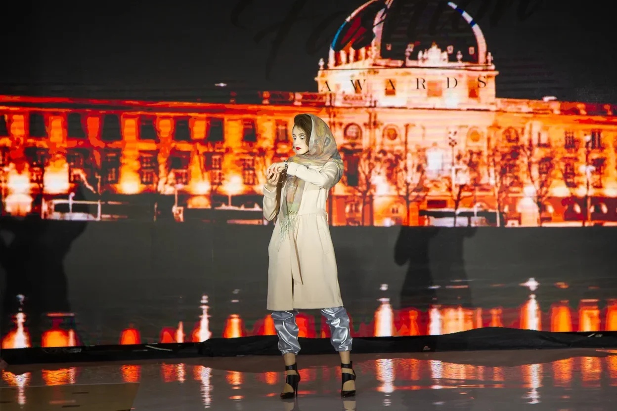 Владимирский дизайнер Наталья Рязанова завоевала победу в номинации «Самая смелая коллекция» на ежегодной национальной премии «KIDS FASHION AWARDS».