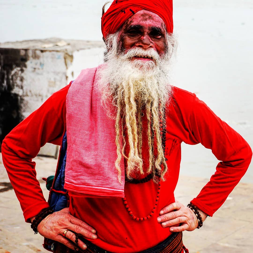 Владимирский программист Артем Грачев два года назад бросил успешную карьеру и отправился в кругосветку. Куда привела его дорога и где он окажется в будущем? Об этом - наше интервью с путешественником.