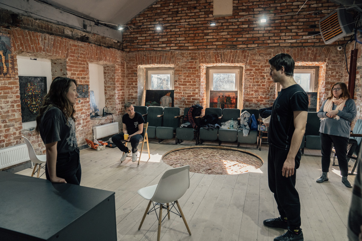 В мультиформатном Центре современной культуры покажут авангардную пьесу для взрослых и не слабонервных.