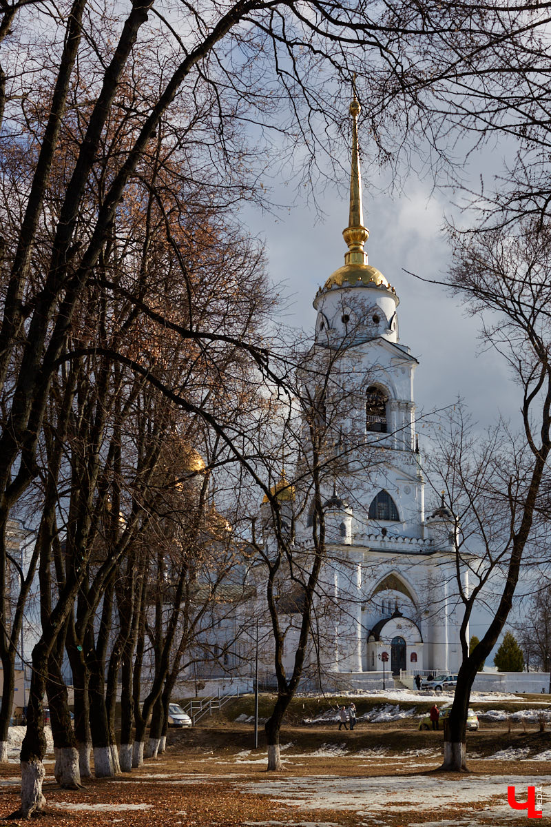 Немногочисленная, но такая яркая эклектика в архитектуре Владимира: топ-3 главных образца 19-го века и их отличительные особенности озвучила член Союза архитекторов России Людмила Басманова.