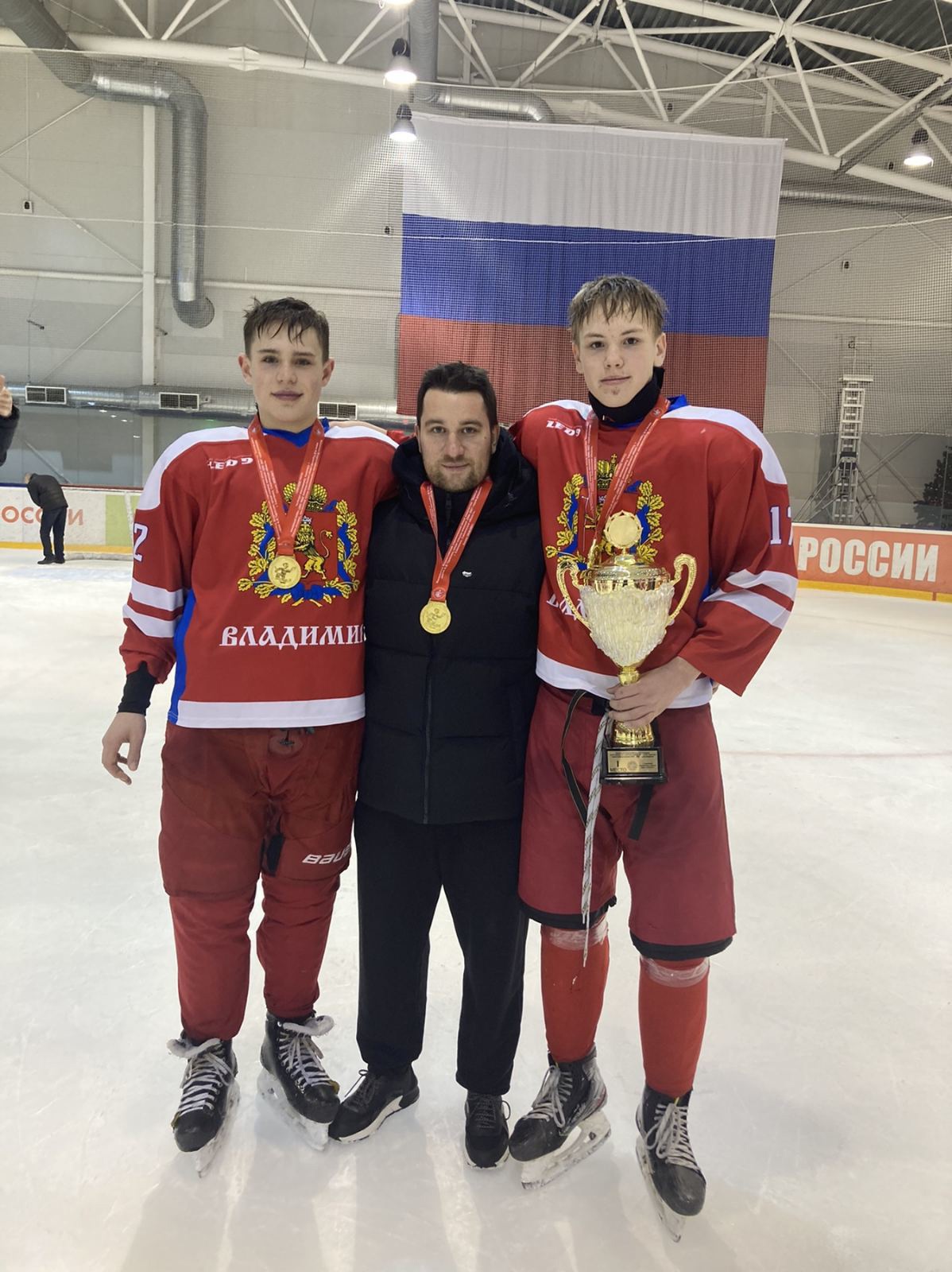 Владимирские «Русичи» вернулись из Смоленска с «золотом» и готовятся к суперфиналу. Какие испытания ожидают юных хоккеистов в ближайшее время?