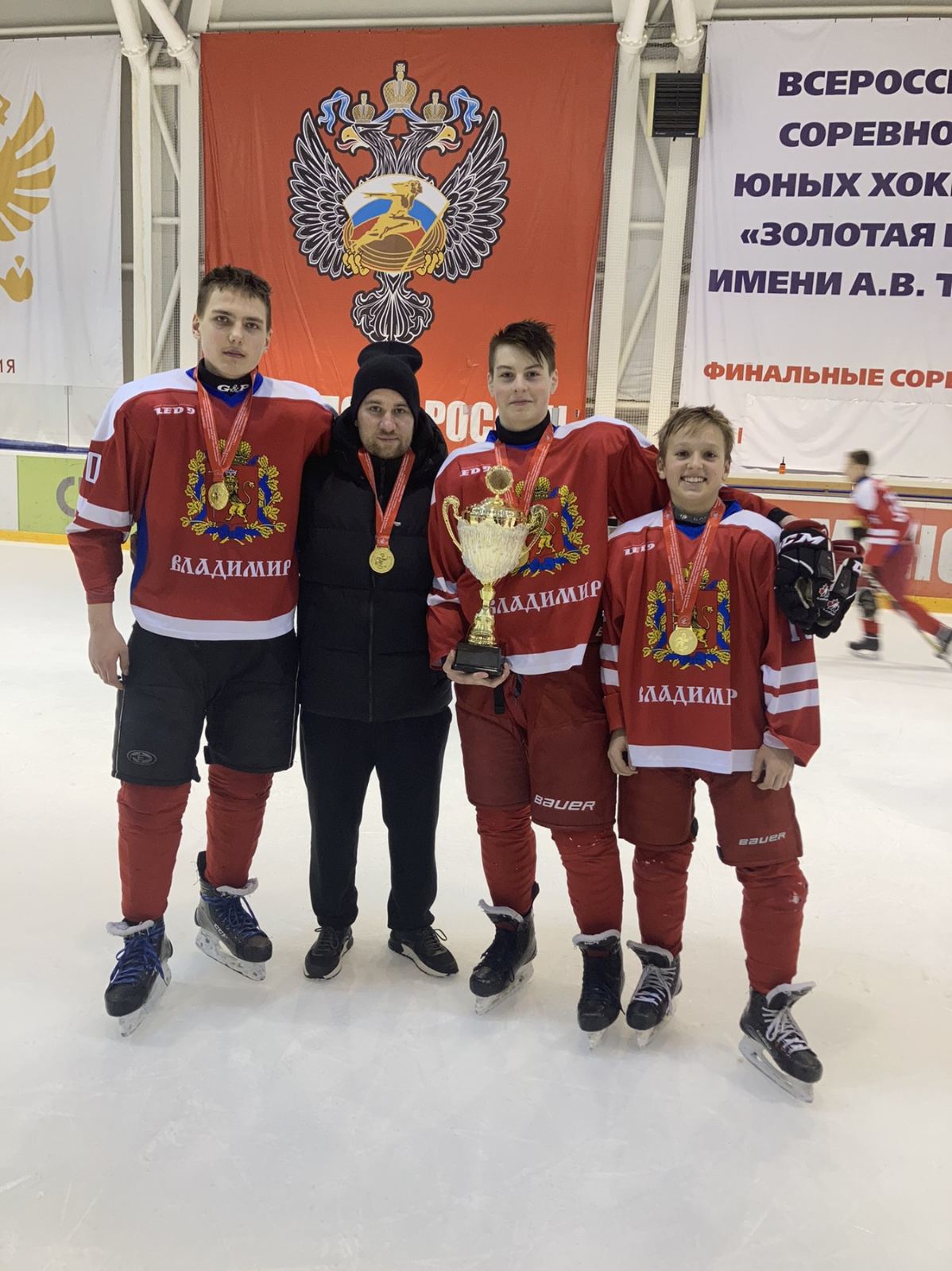 Владимирские «Русичи» вернулись из Смоленска с «золотом» и готовятся к суперфиналу. Какие испытания ожидают юных хоккеистов в ближайшее время?