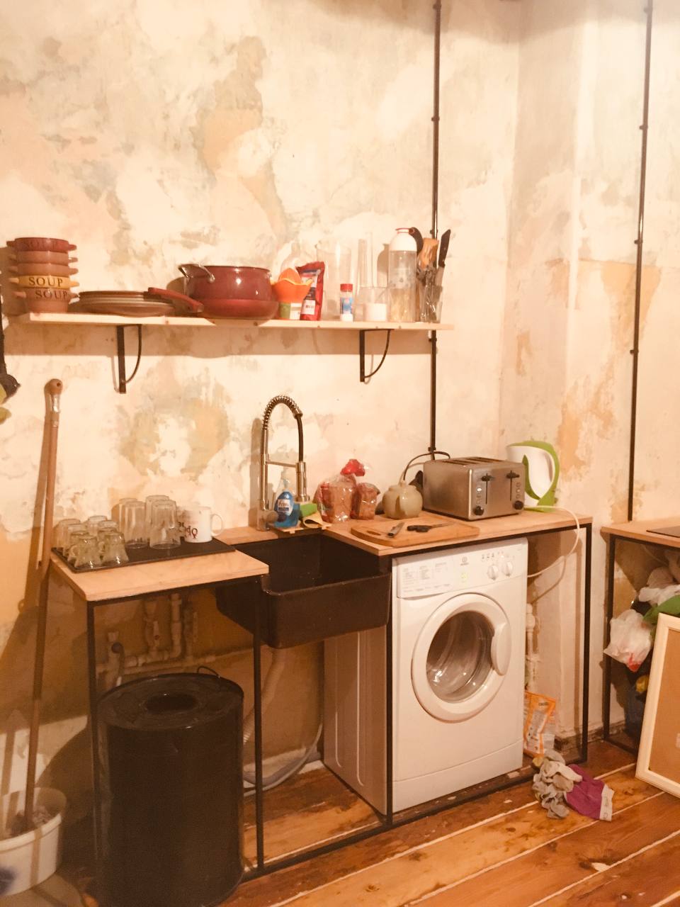 Владимирский мастер на все руки Сергей Кипер осуществил свою мечту: теперь он живет в самом центре города в лофт-квартире. Самостоятельная «настройка» отопления, канализации и водопровода — во сколько обошелся «ремонт по наитию»?