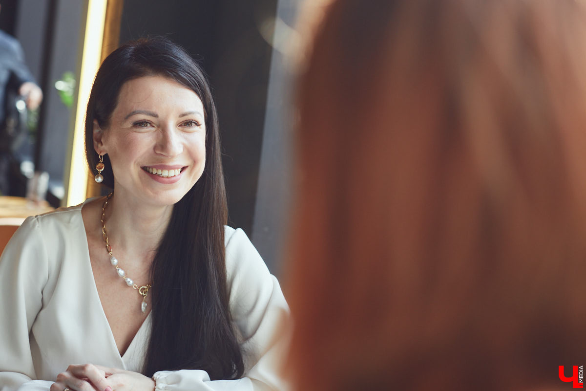 Настолки - это не всегда просто приятный досуг. Бывают еще и трансформационные игры. Участвуя в них, люди прорабатывают свои внутренние проблемы. Как это происходит, объяснила психолог Мария Точина.