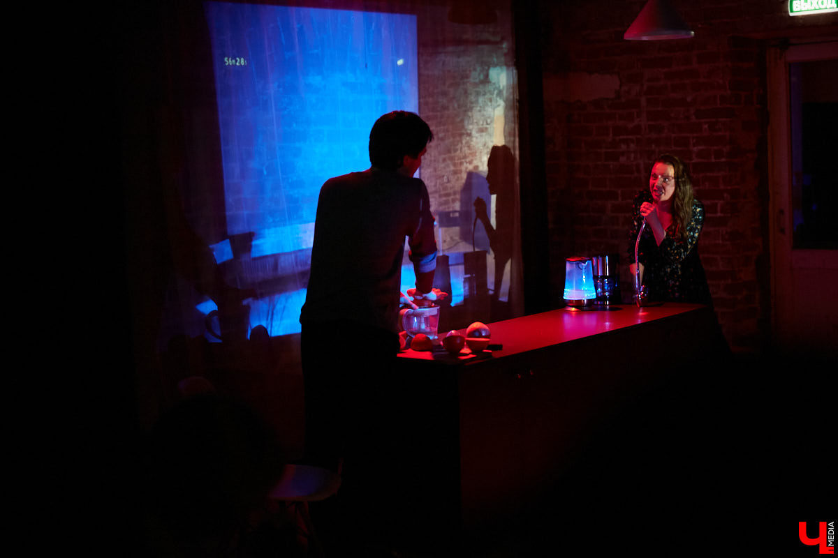 История разваливающейся любви, знакомая каждому. Откровения владимирских актеров в пьесе Ивана Вырыпаева «Солнечная линия».