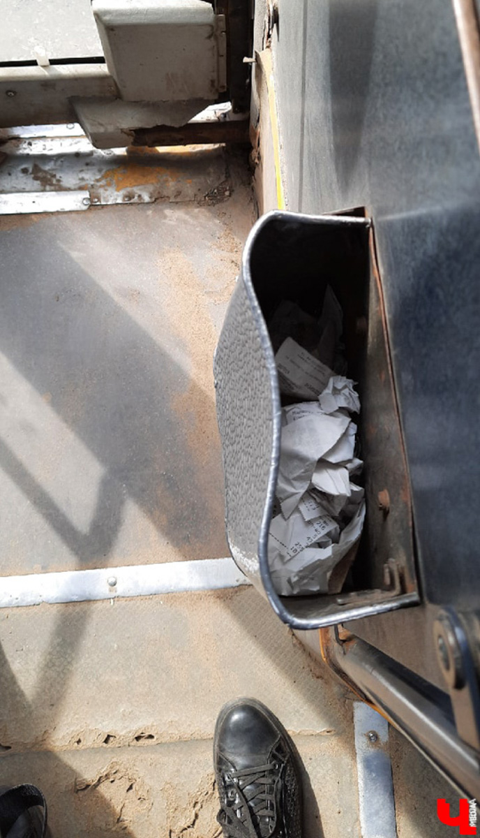 Утро понедельника могло быть очень хмурым. АДМ, перевозчик, отвечающий за 15 маршрутов, грозился резко свернуть работу. Но транспорт все же вышел. Мы порадовались, а заодно оценили качество автобусов в нашем городе.