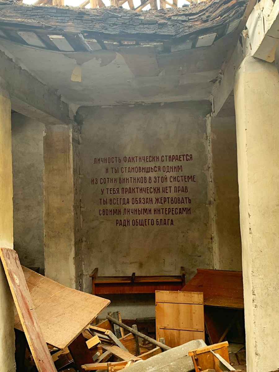 Что делать, если ты получил приглашение на съемку от сталкер-блогера? Конечно, соглашаться! Участница Youtube-шоу на канале «This is Rocket» Ната Доброта о страхах, темноте и путешествии по заброшке.