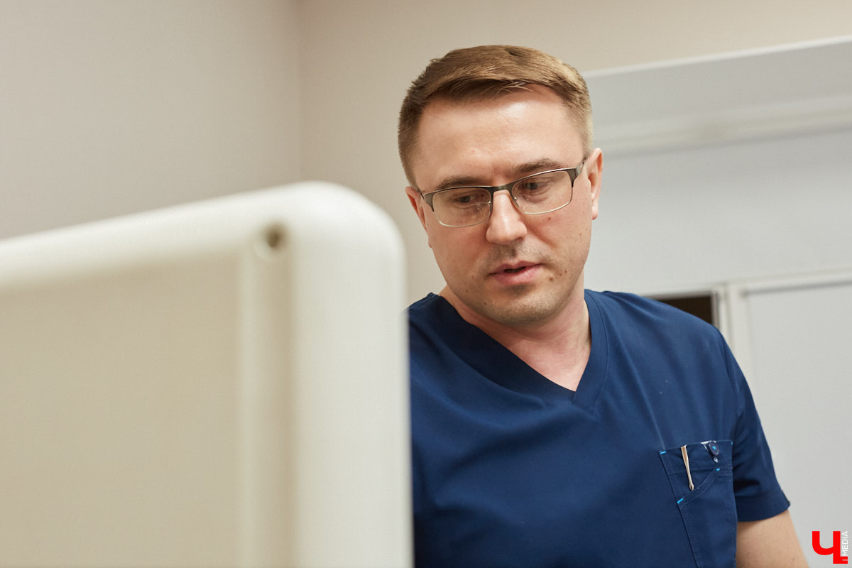 Сергей Голяков — врач широкого профиля. Гинеколог, онколог, маммолог — он каждый день сталкивается с разными пациентами и страшными для многих диагнозами. Где верная профилактика, а где стереотипы и мифы, разбирался «Ключ-Медиа».