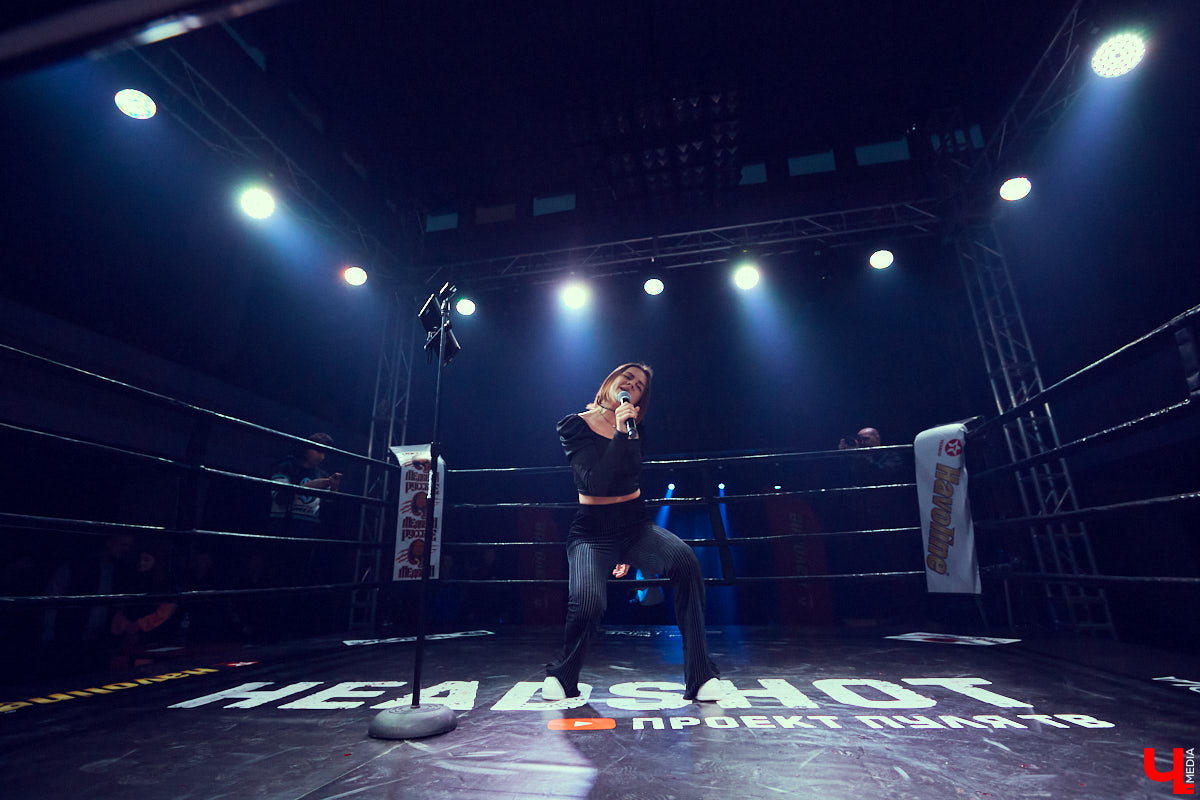 Владимирские ютуберы «ПуляTV» снова устроили жаркое шоу по прежним правилам, но в новом оформлении. Вливаемся в рабочую неделю с бесстрашными спортсменами, разбитыми лицами и, внезапно, Дашей Шигиной.