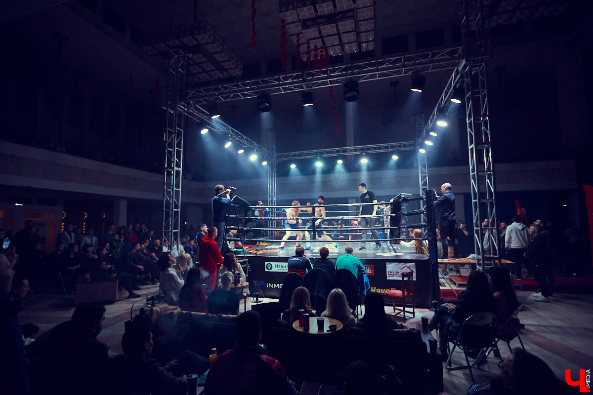 Владимирские ютуберы «ПуляTV» снова устроили жаркое шоу по прежним правилам, но в новом оформлении. Вливаемся в рабочую неделю с бесстрашными спортсменами, разбитыми лицами и, внезапно, Дашей Шигиной.