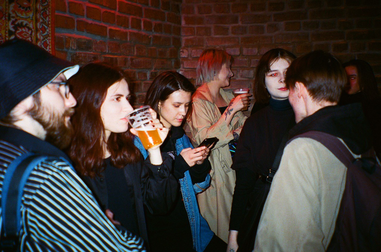 Во Владимире прошел очередной рейв для любителей электронной музыки. Место было выбрано очень необычное - старая водонапорная башня. Аскетичный красный кирпич интерьера, танцпол битком и визит сотрудников правопорядка: продолжат ли организаторы свои техно-пати?