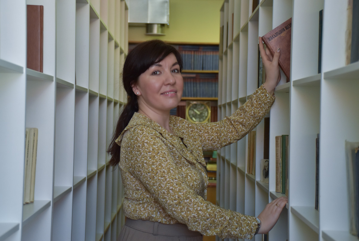 Сегодня на неудобные вопросы о своей профессии отвечает учитель русского языка и литературы Светлана Морозова, которая в этом году прошла в финал областного конкурса «Учитель года-2021».